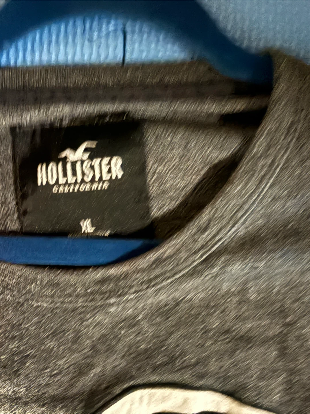 Hollister California Grey T-Shirt - Size XL - photo 2