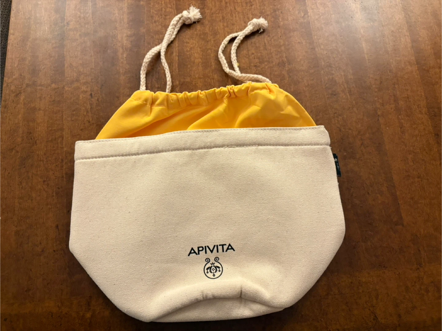 APIVITA Canvas Cosmetic / Toiletry Pouch