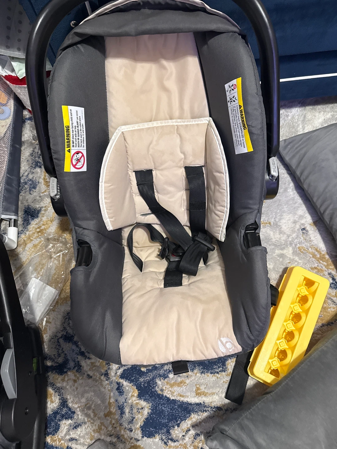 Evenflo Infant Car Seat - photo 2