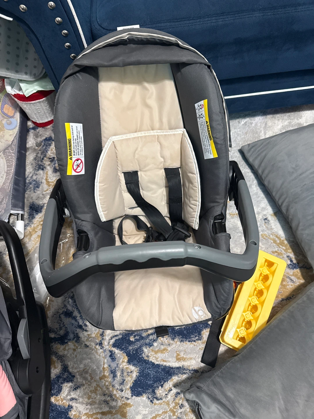 Evenflo Infant Car Seat