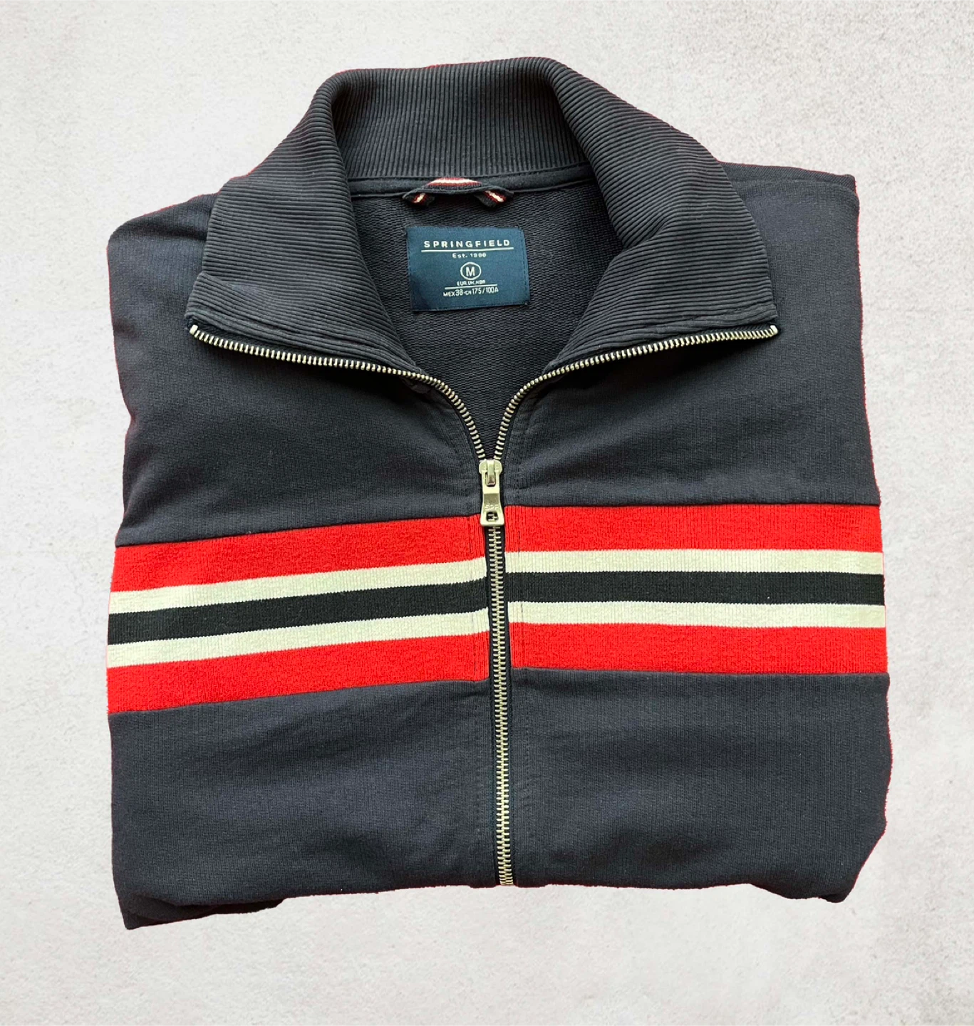 Springfield Men’s Sweater – Size Medium