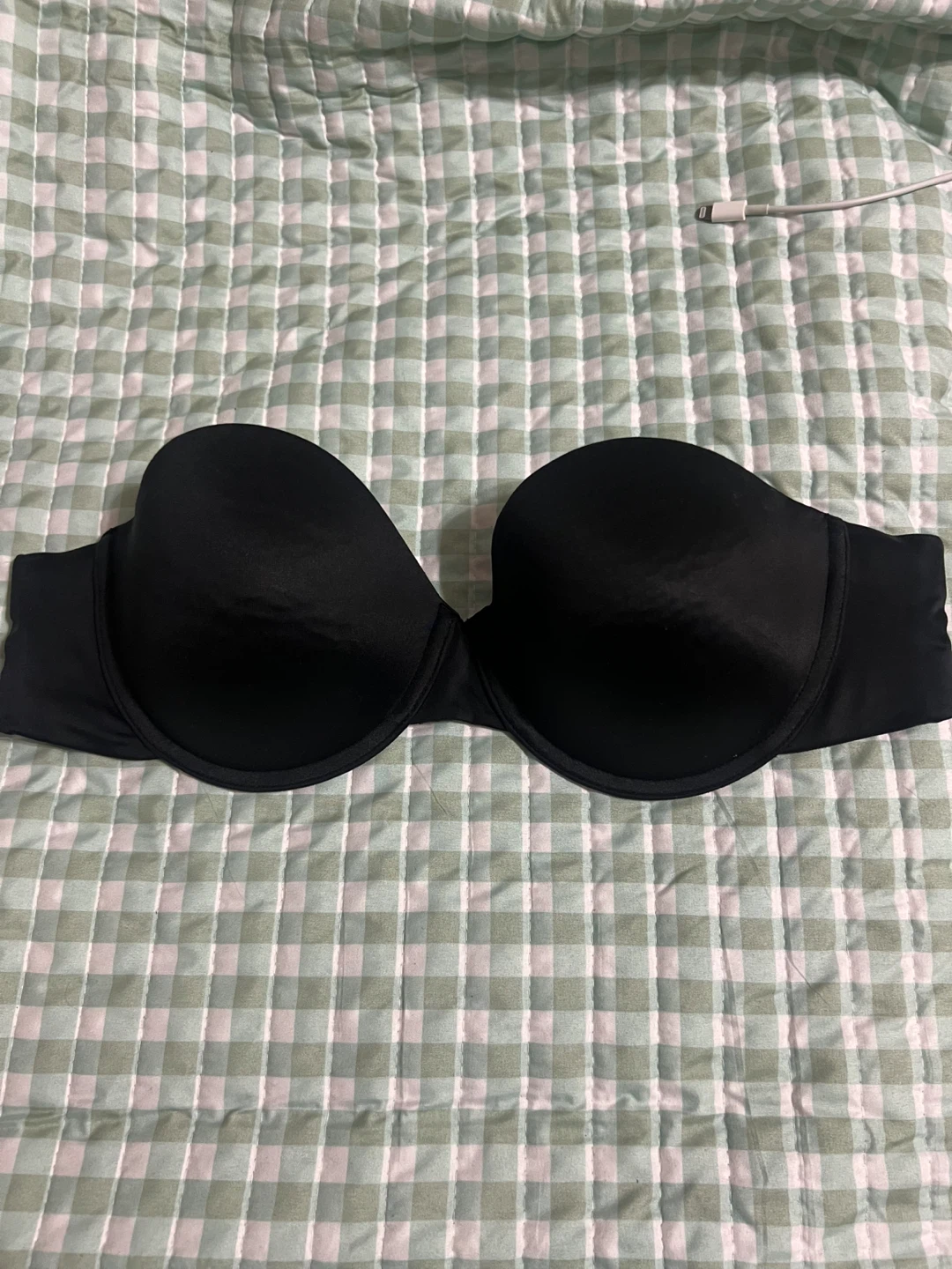 Maidenform Black Strapless Bra - Size 38B