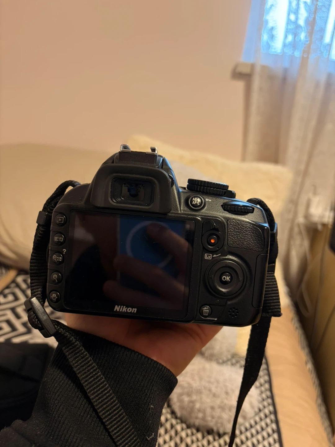 Nikon D3100 Digital Camera with 18-70mm Lens - photo 5