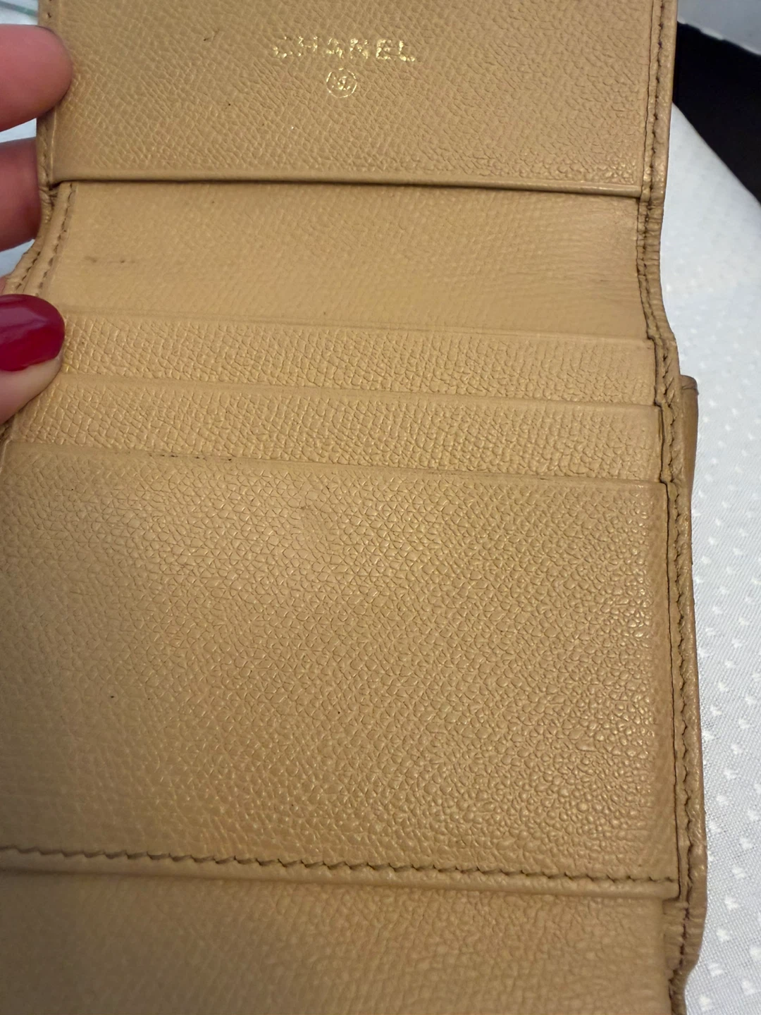 Chanel trifold Leather Wallet - photo 5