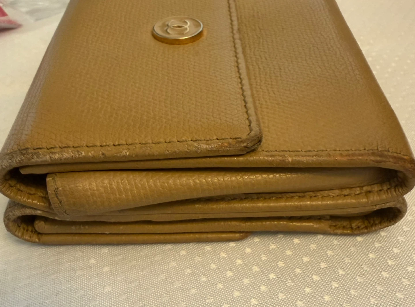 Chanel trifold Leather Wallet - photo 3