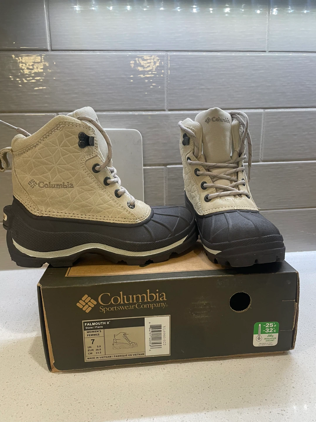 Columbia Falmouth II Women's Boots - Size 7