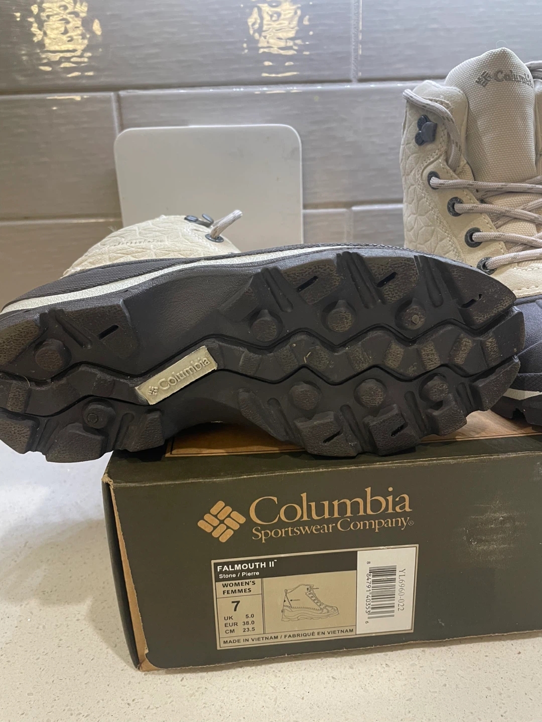Columbia Falmouth II Women's Boots - Size 7 - photo 2