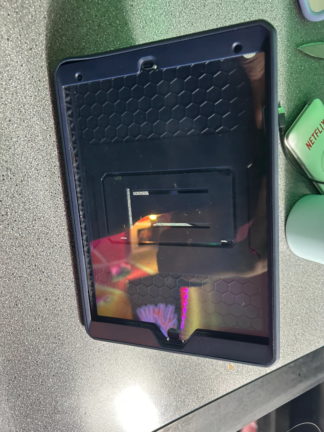 Black iPad Case with Stand 9th generation - photo 3