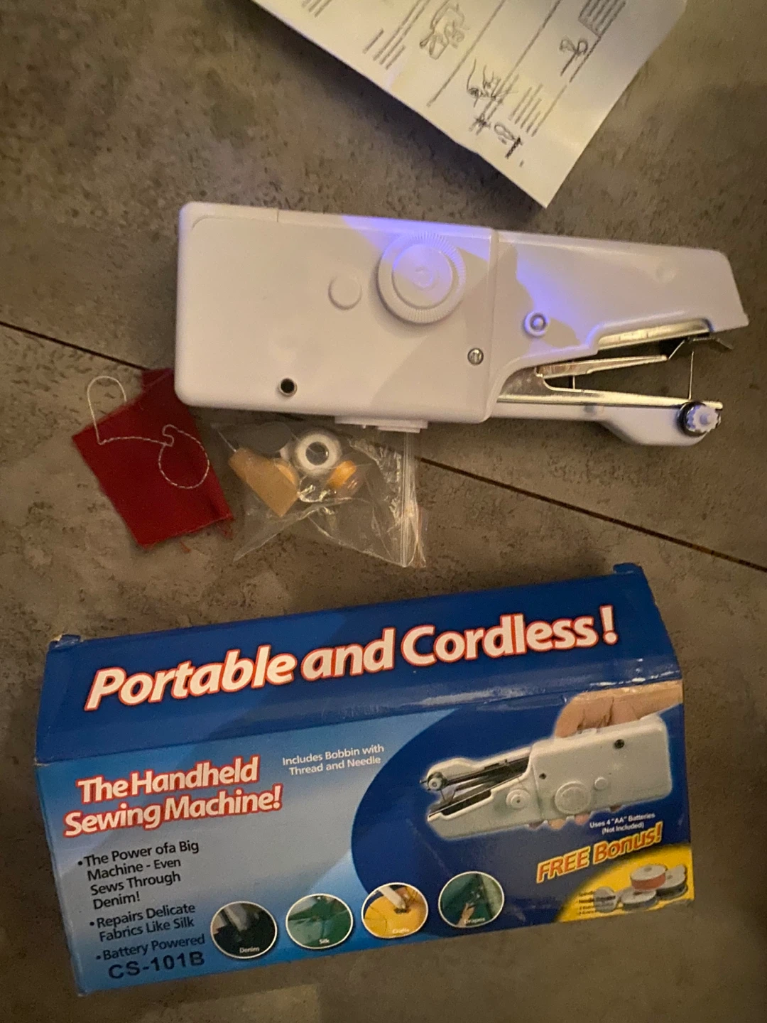 Used twice Portable Handheld Sewing Machine - photo 2