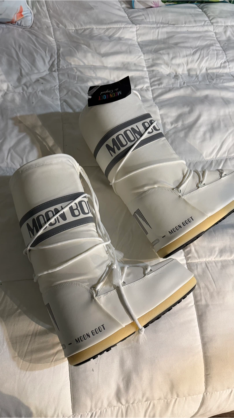 *NEW* White Moon Boot Icon Nylon Tall Boots - size 9-10.5 - photo 4