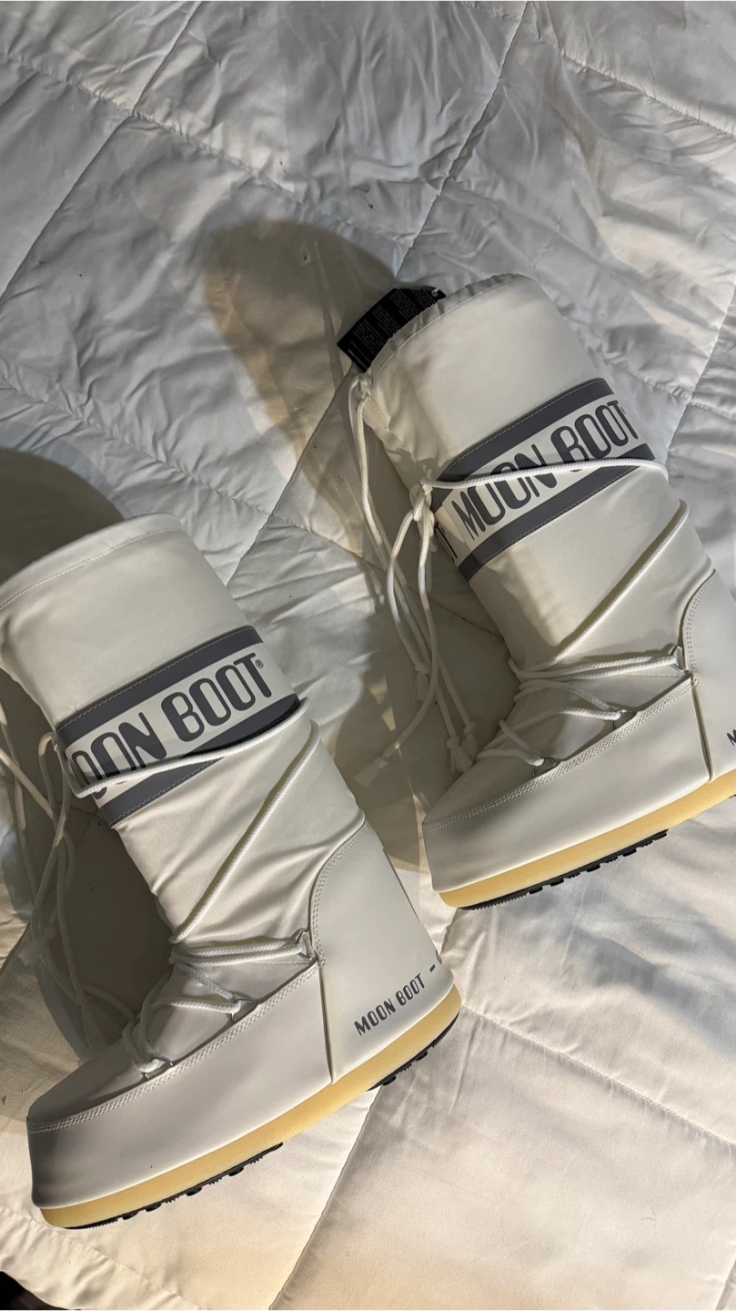 *NEW* White Moon Boot Icon Nylon Tall Boots - size 9-10.5 - photo 3