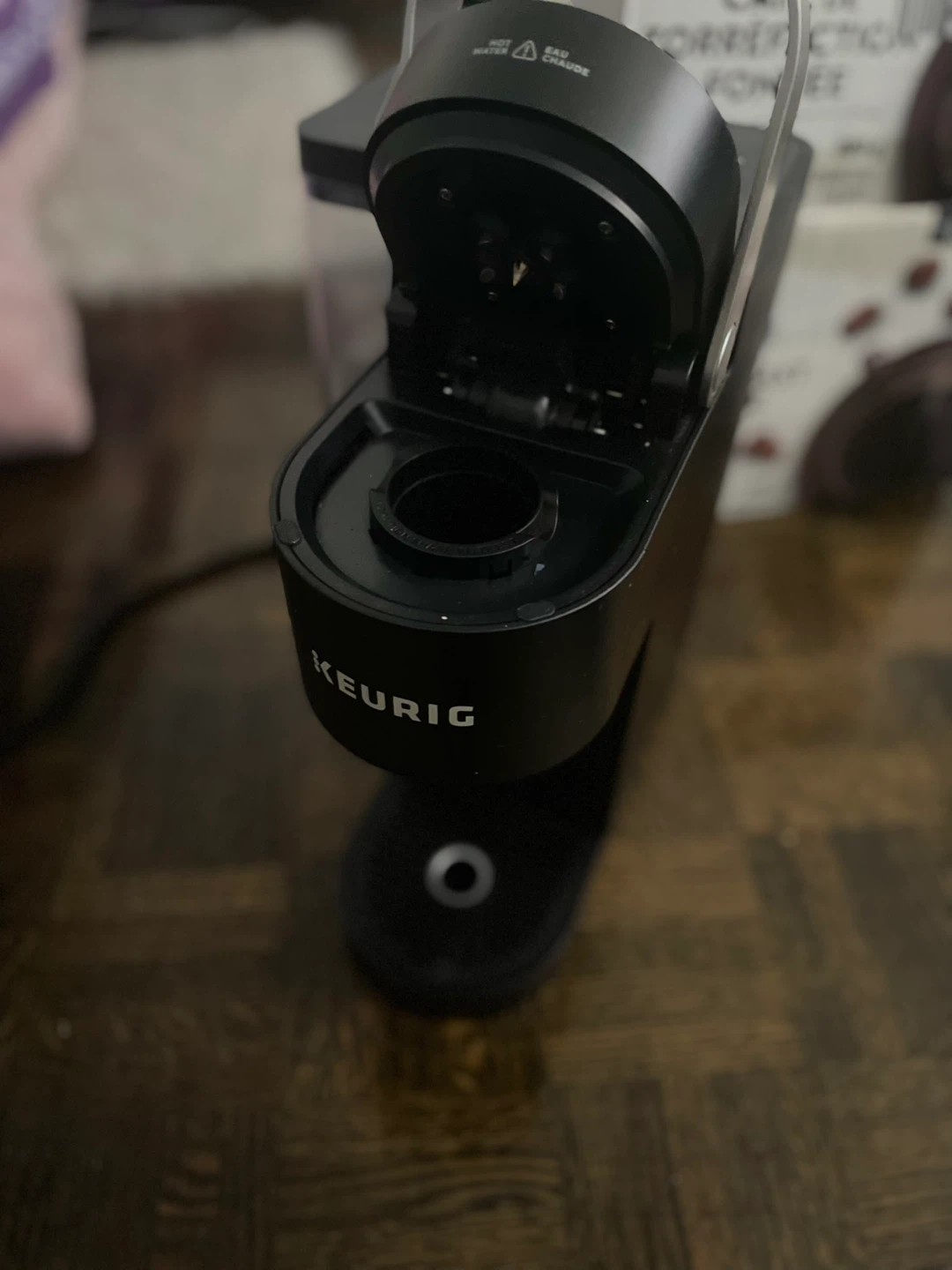 Keurig Coffee Maker + Pods - photo 3