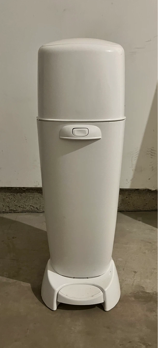 Diaper Genie Complete Pail