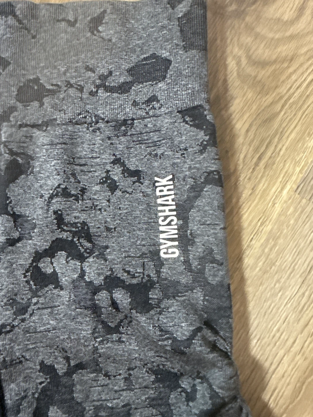 Gymshark Camo Seamless Shorts - Size S - photo 3