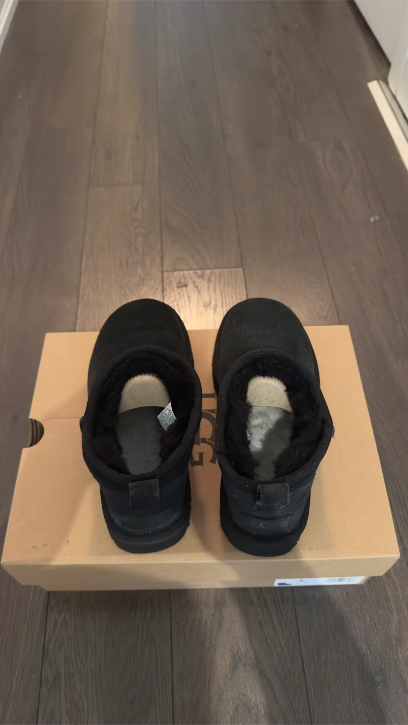 UGG Classic Ultra Mini Boots in Black US5 - photo 4