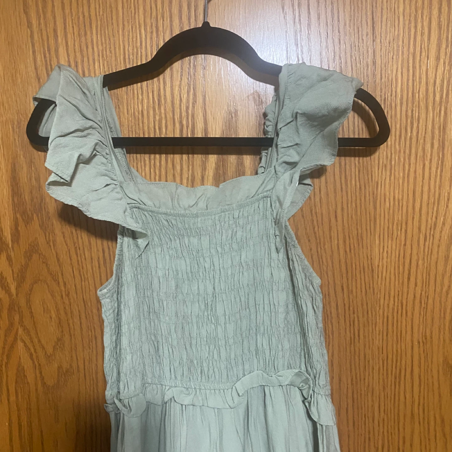Beautiful sage green ruffle sleeve maxi dress - photo 5