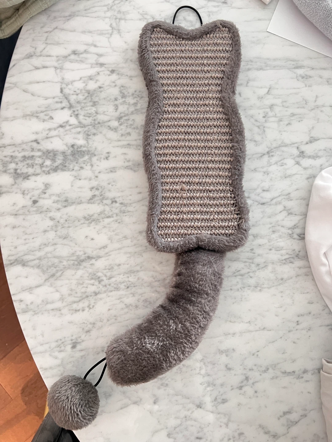 Cat Tail Scratch Pad - Grey