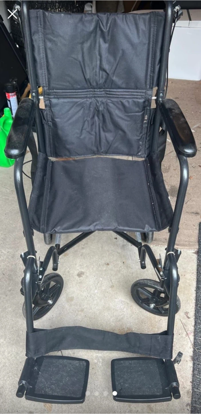 Lightweight Black Transport Wheelchair - photo 2