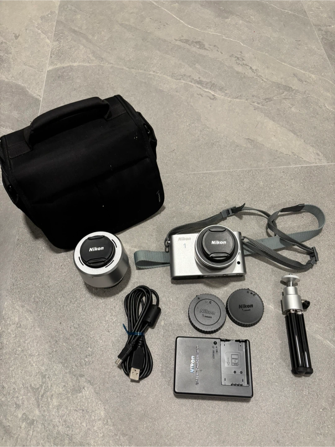 Nikon J1 Camera with NIKKOR 10-30mm & 30-110mm Lens - photo 2