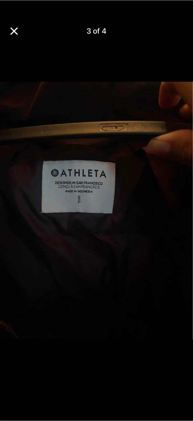 Athleta Puffer Coat - Size Small - photo 3