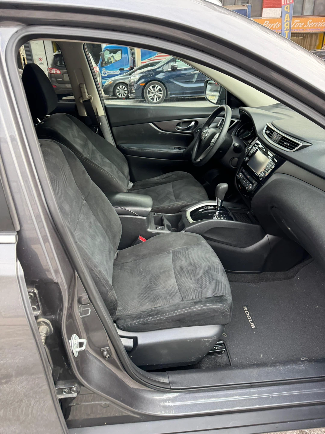 2016 Nissan Rogue Gray SV - photo 4