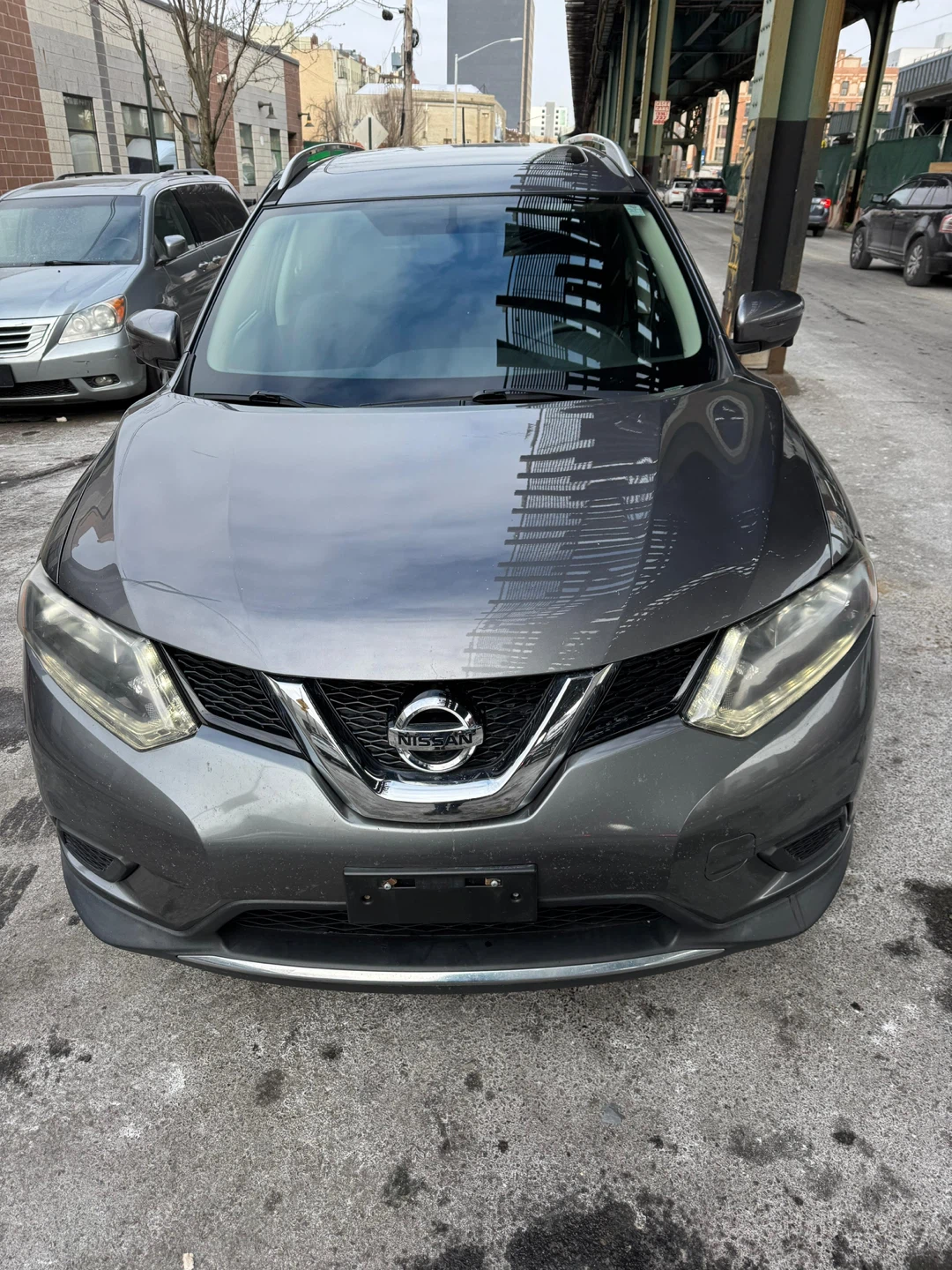 2016 Nissan Rogue Gray SV - photo 2