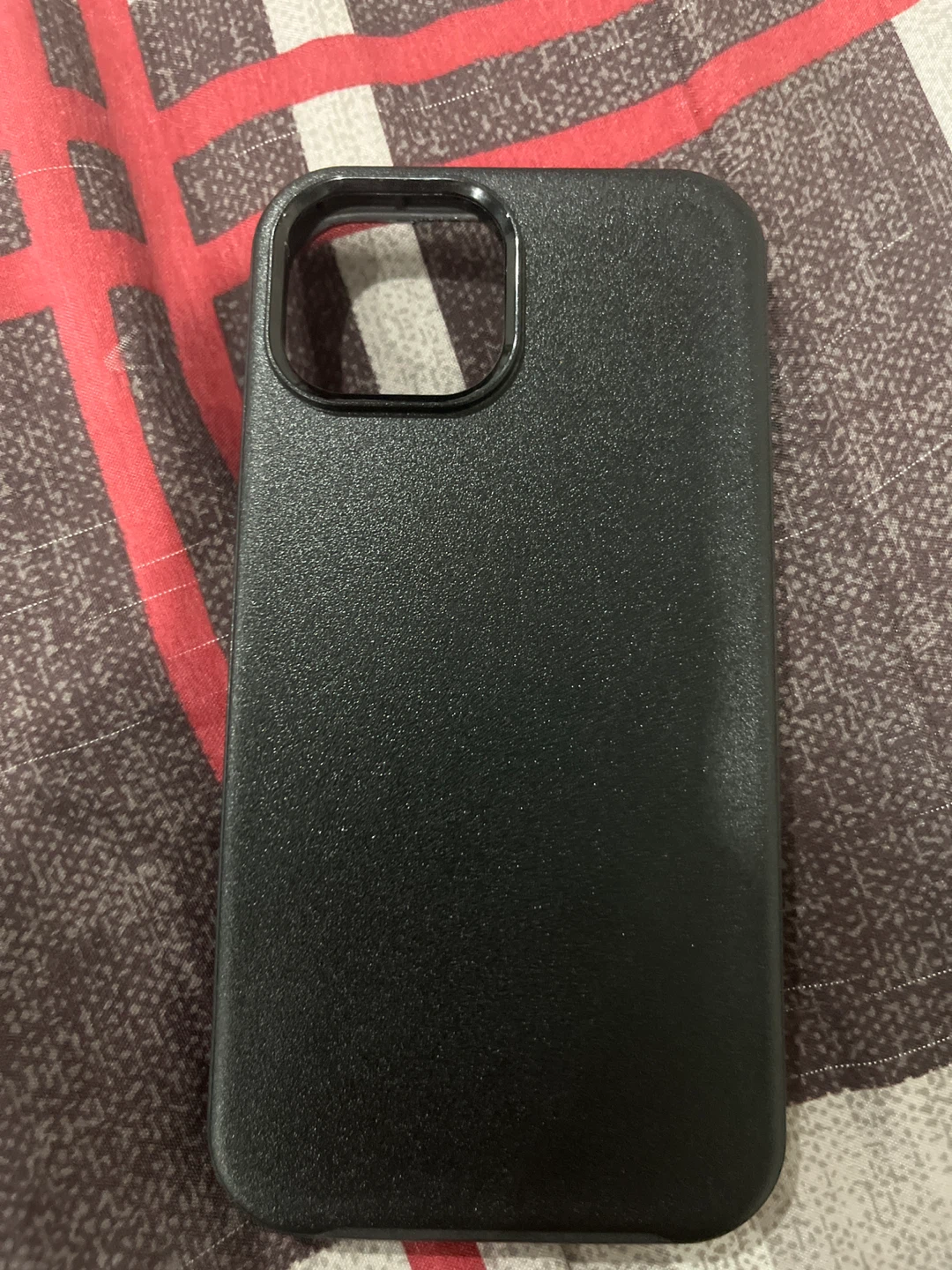 Otterbox iPhone 13 Case - Black - photo 3