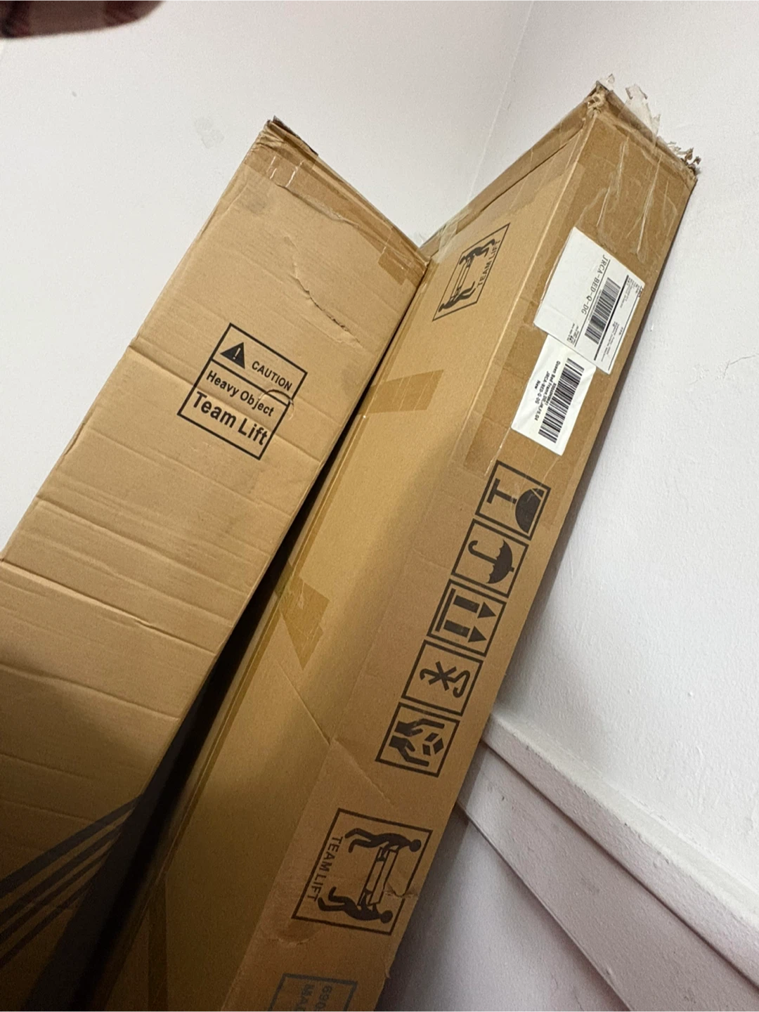Queen Size Frame - New in Box! And Queen size mattress - photo 3