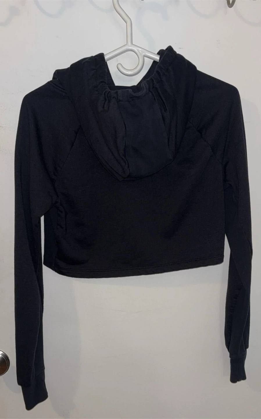 Gymshark Cropped Hoodie - Size S - photo 3