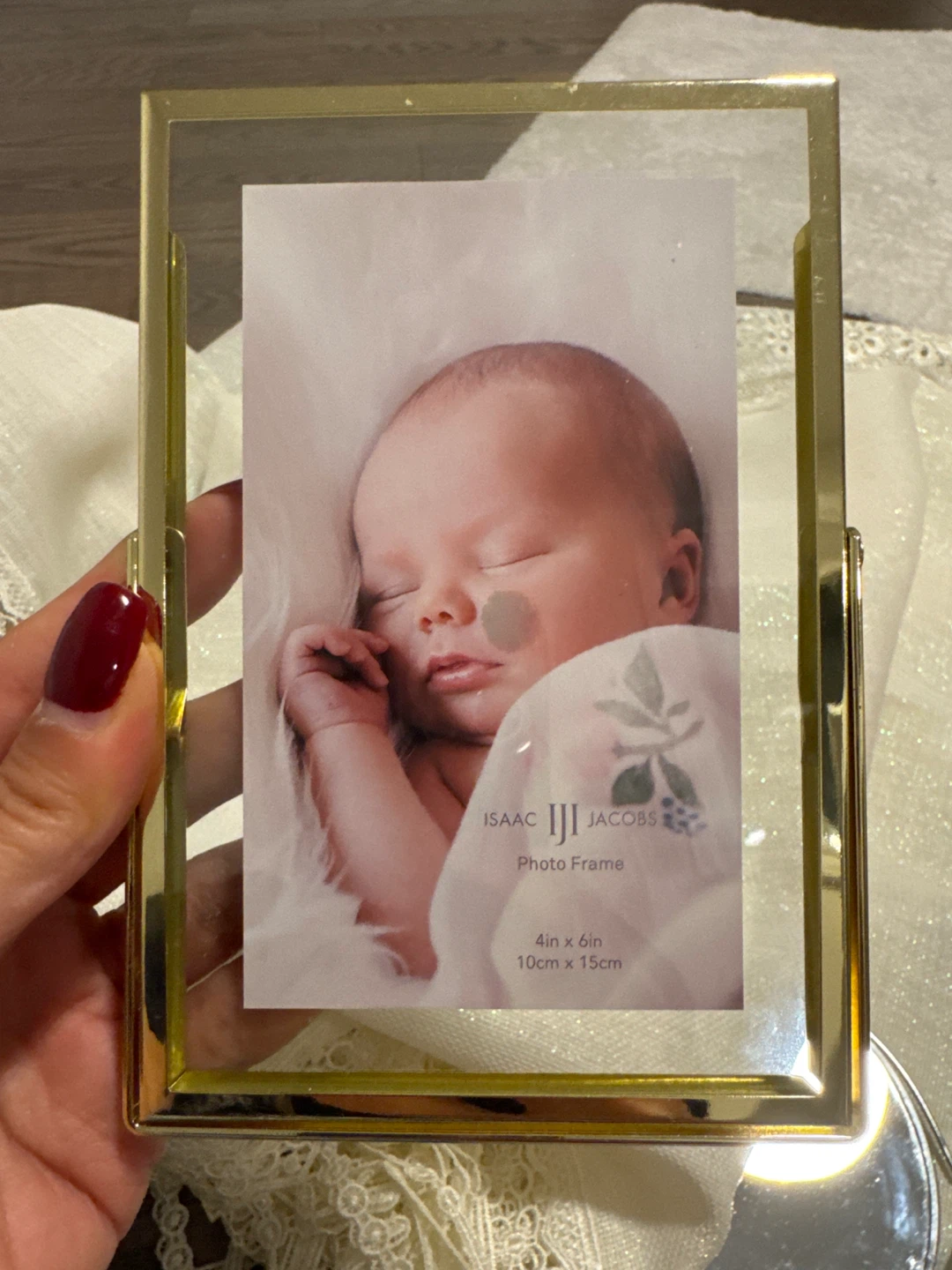 Isaac Jacobs 4x6 Photo Frame
