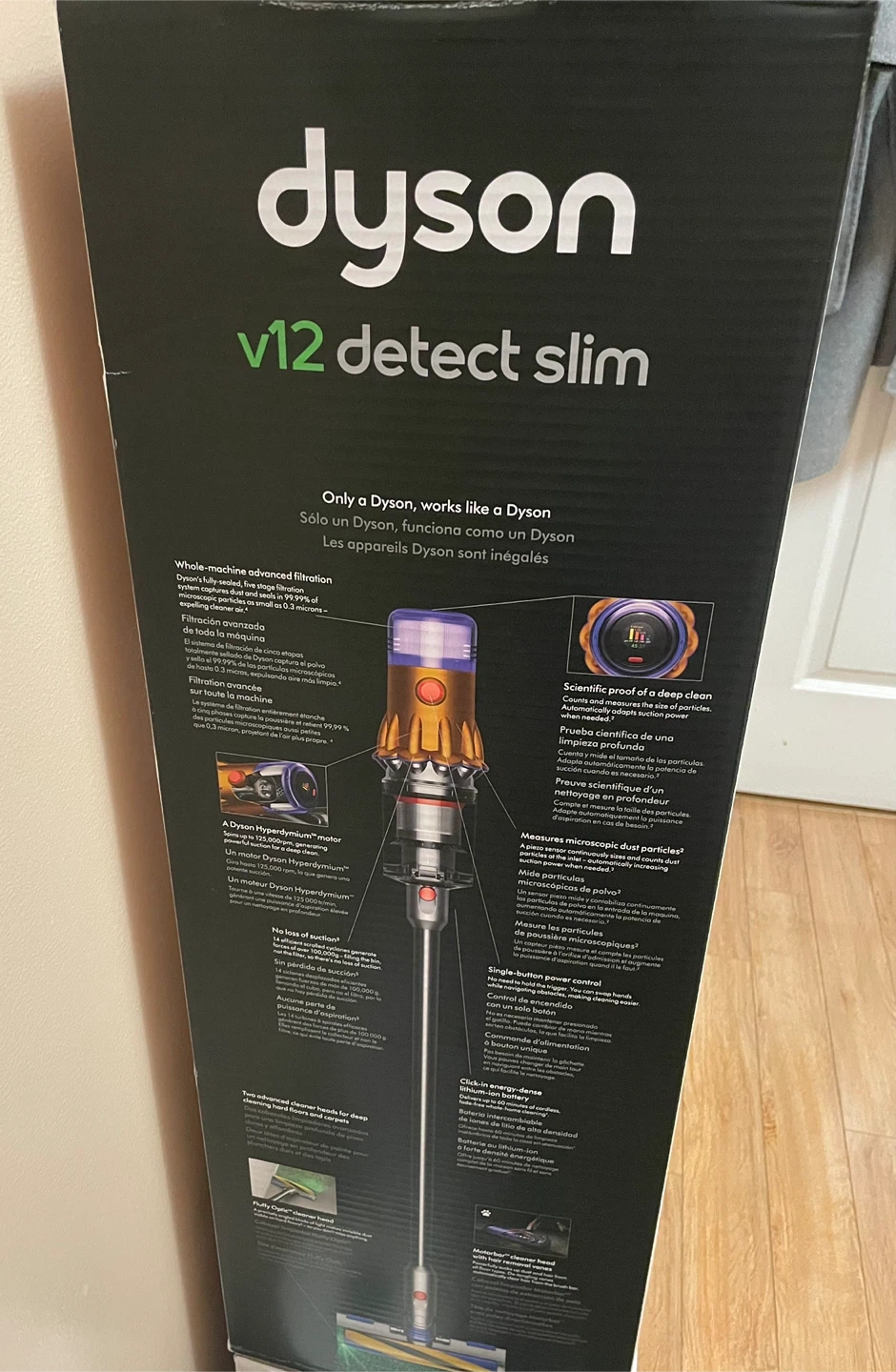 Dyson V12 Detect Slim Vacuum - Like New!