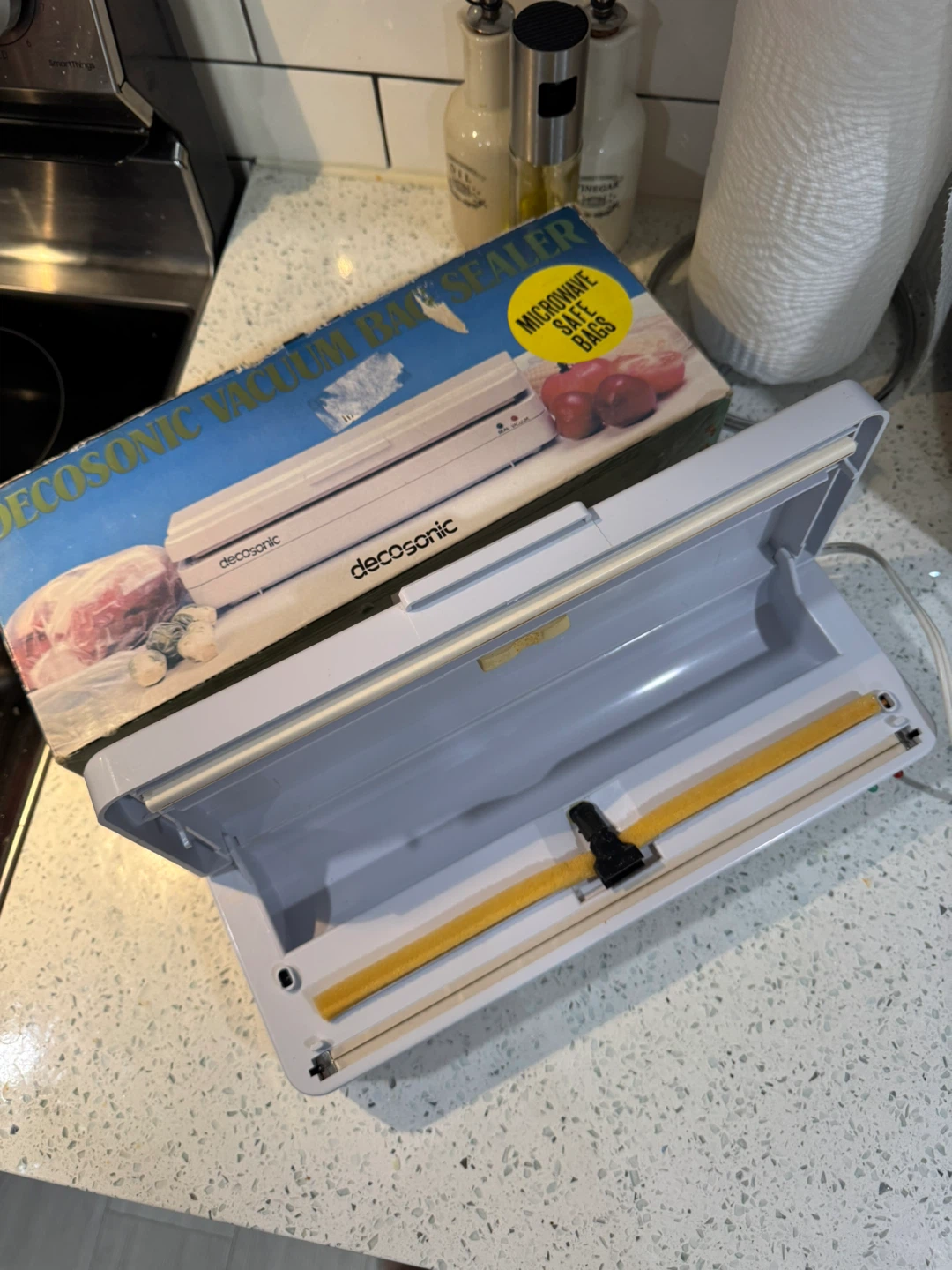 Food Saver Vacuum Bag Sealer - photo 3