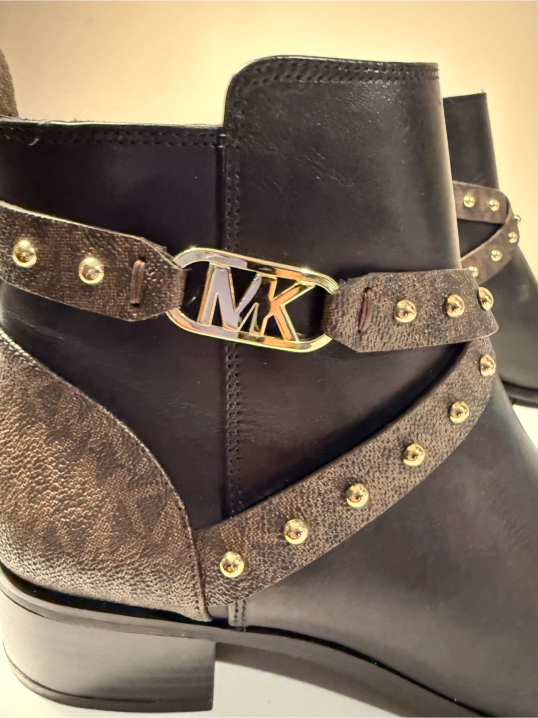 Michael Kors Black Leather boots Size 8.5 M - photo 2