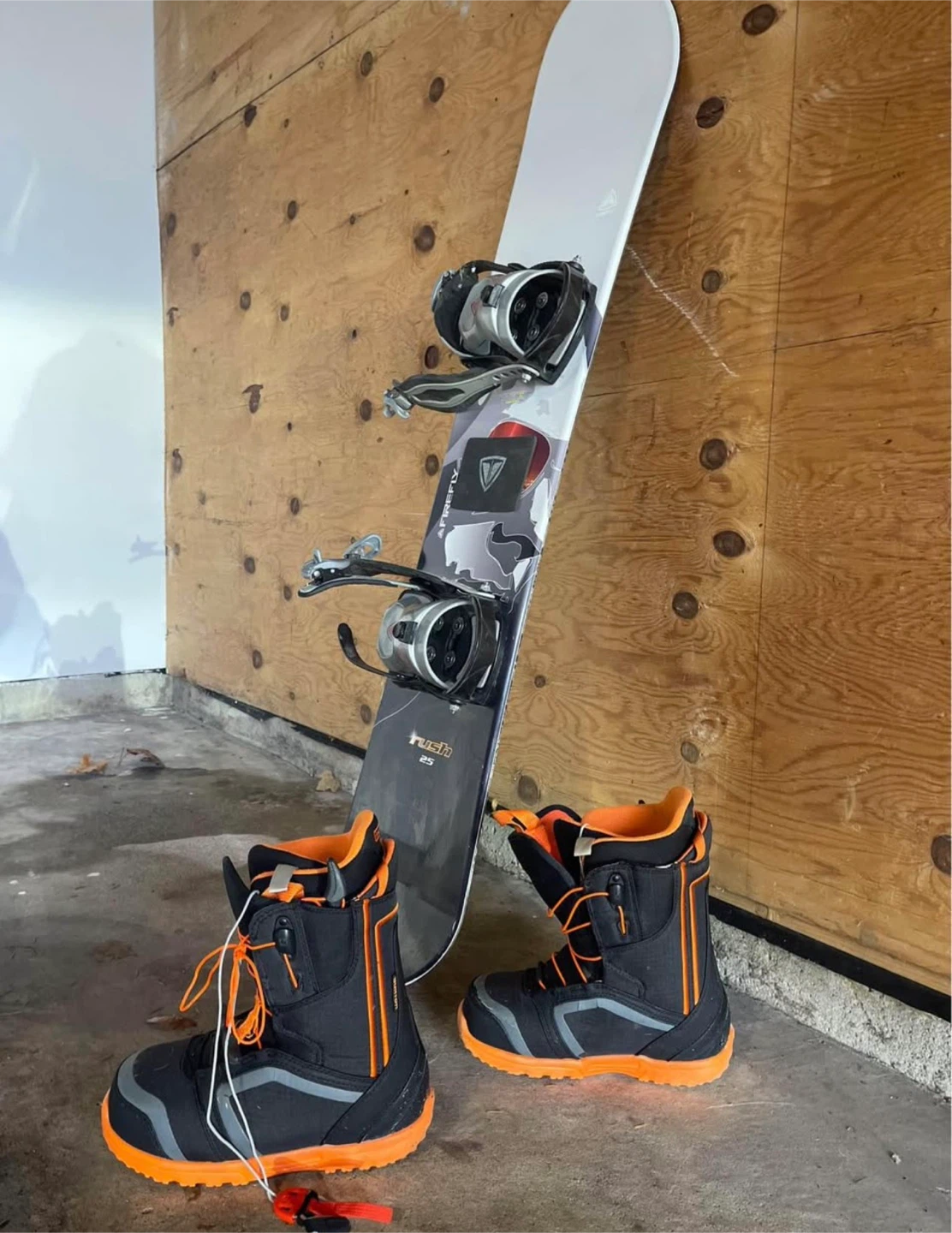 Burton Ambush Smalls Youth Snowboard Boots - US 6 - photo 3
