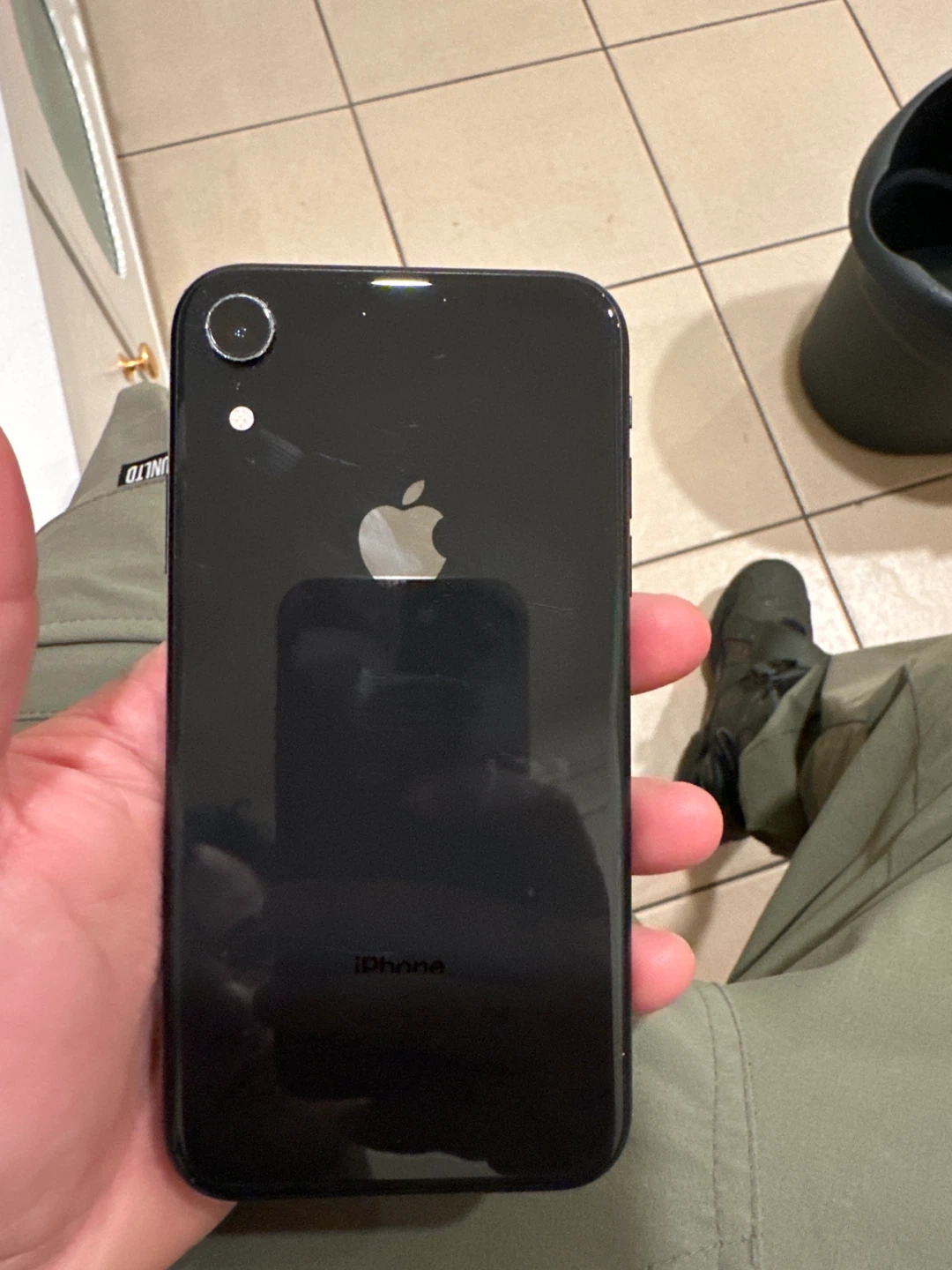 Apple iPhone XR - Apple tablet - photo 4