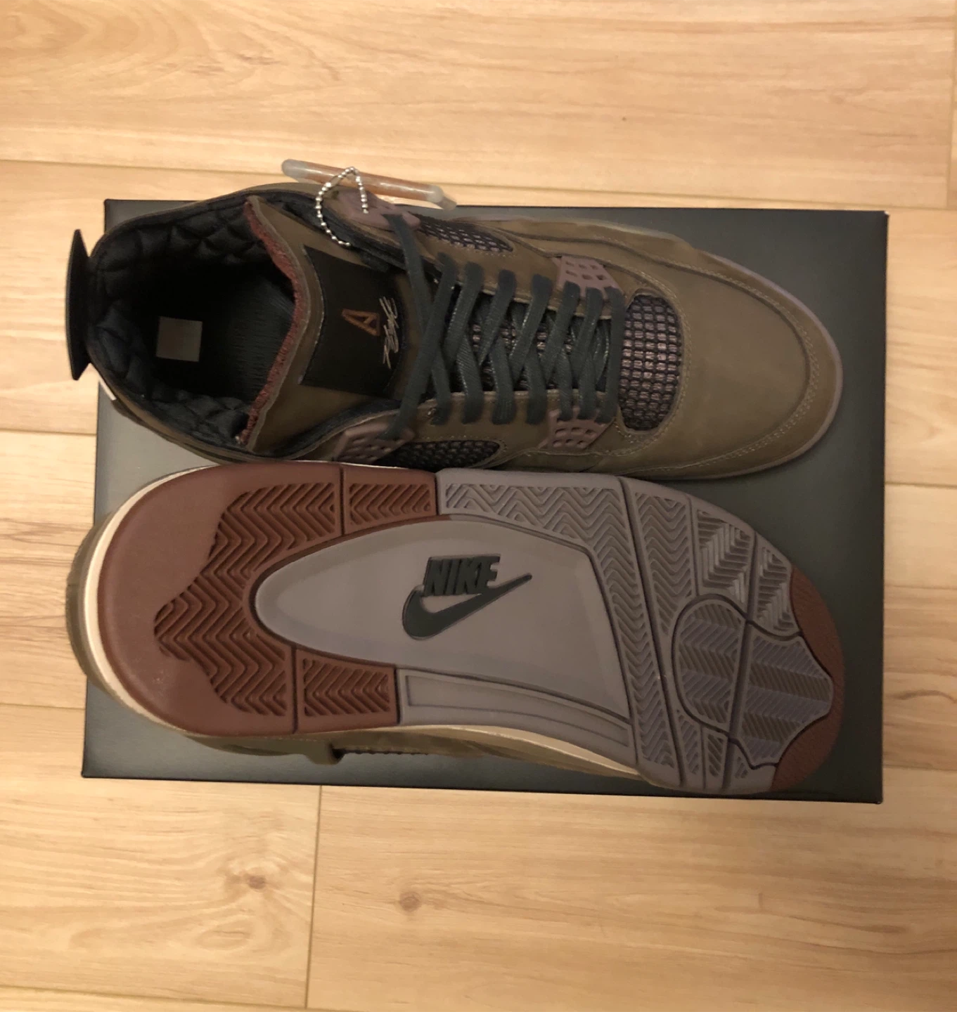Jordan 4 A Ma Maniere Dark Mocha Sz 13 - photo 4
