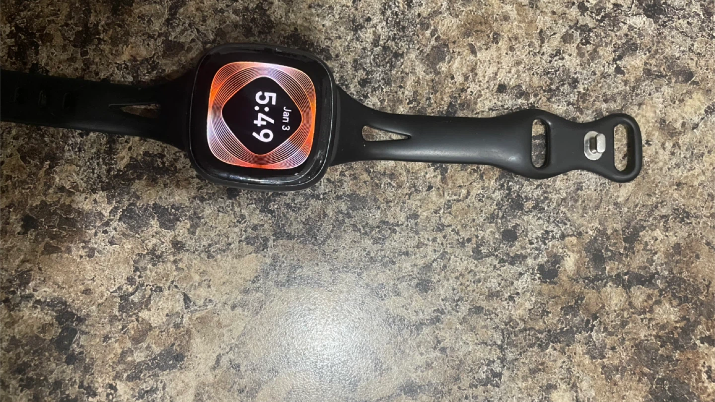 Smart watch and fit bit Sense 2 - photo 3