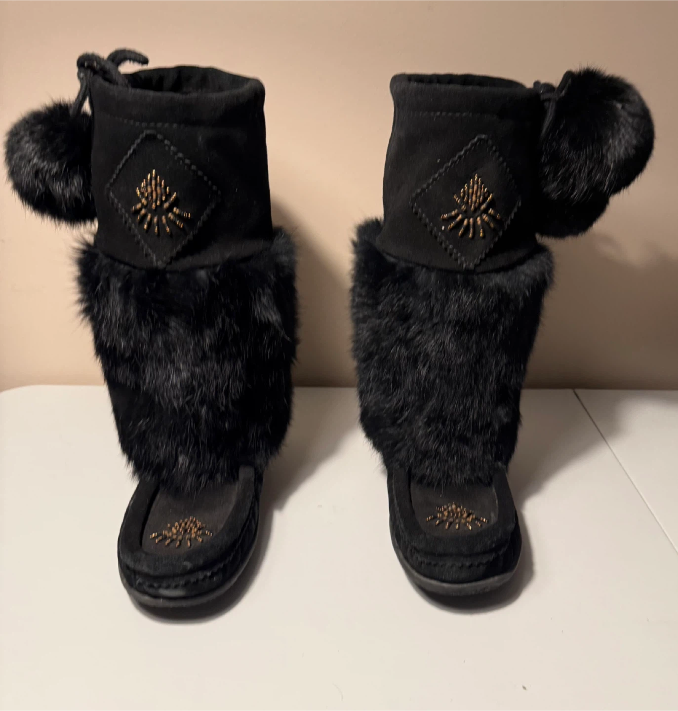 SoftMoc Black Fur Moccasin Boots
