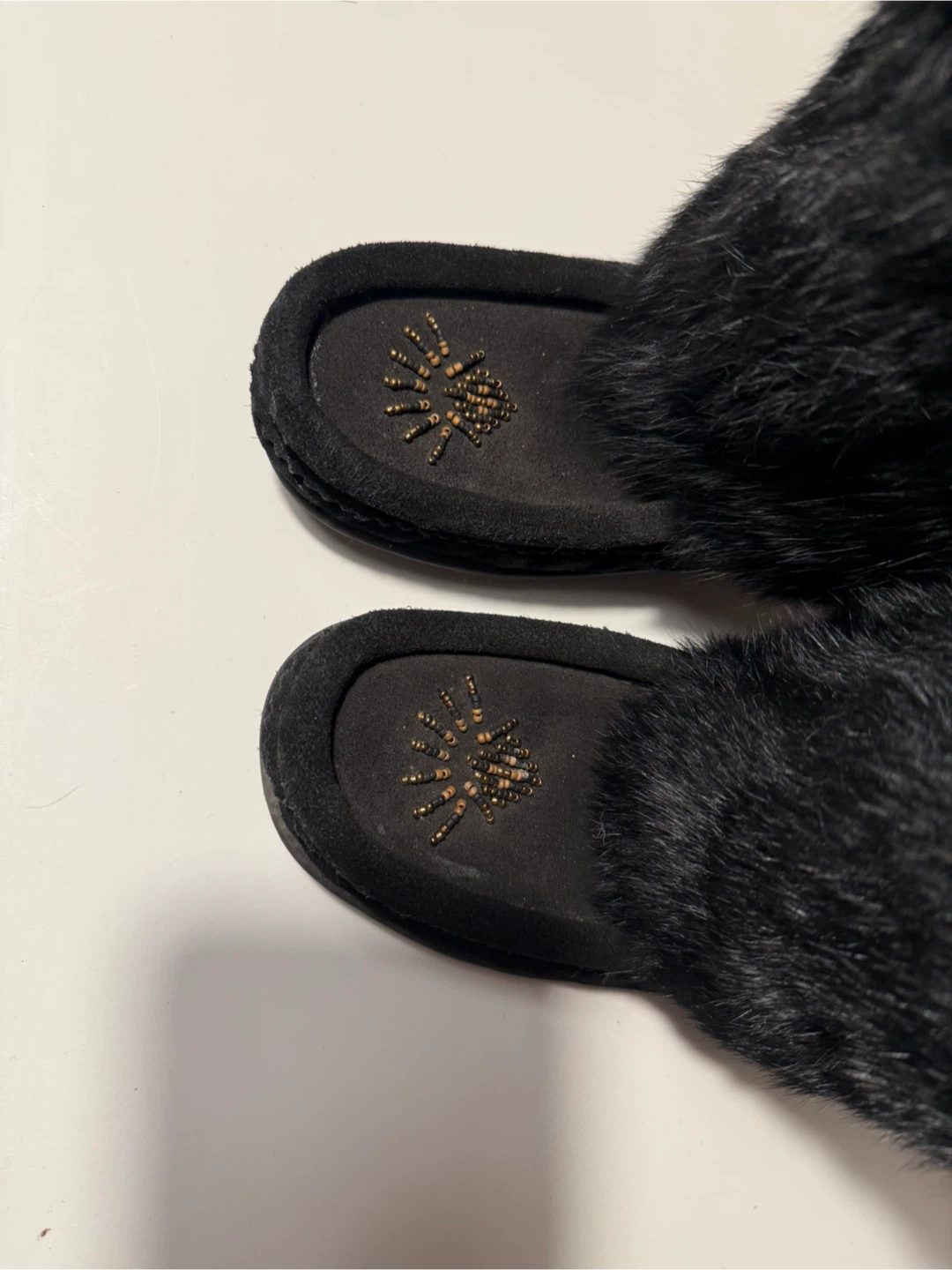 SoftMoc Black Fur Moccasin Boots - photo 4
