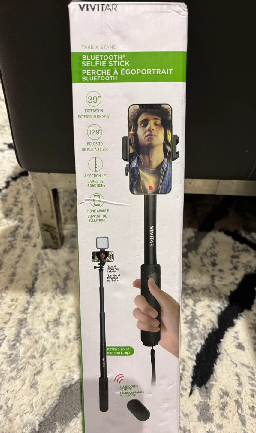 Vivitar Bluetooth Selfie Stick - Like New!