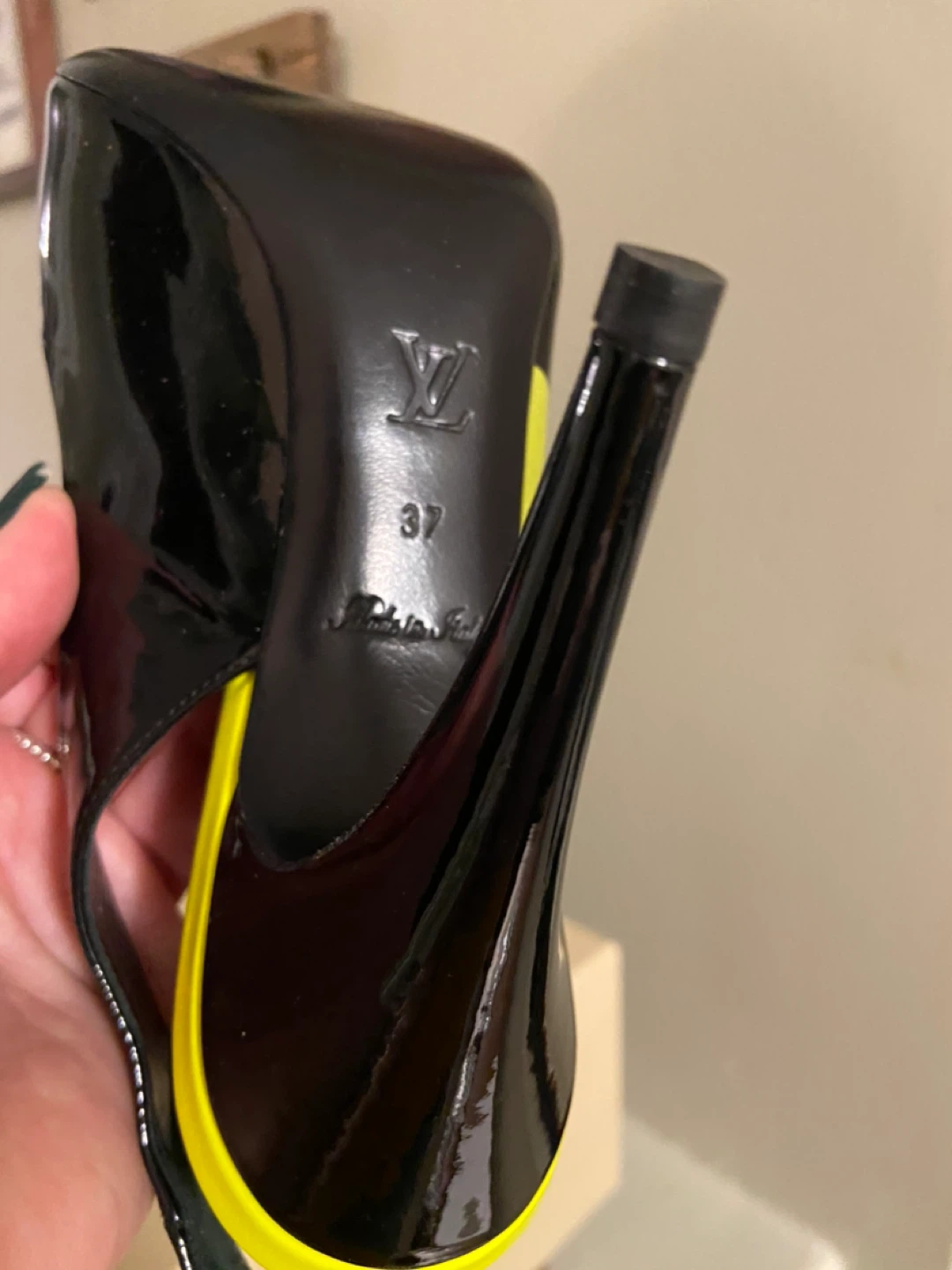 Louis Vuitton Slingback Heels - Size 37 - photo 4