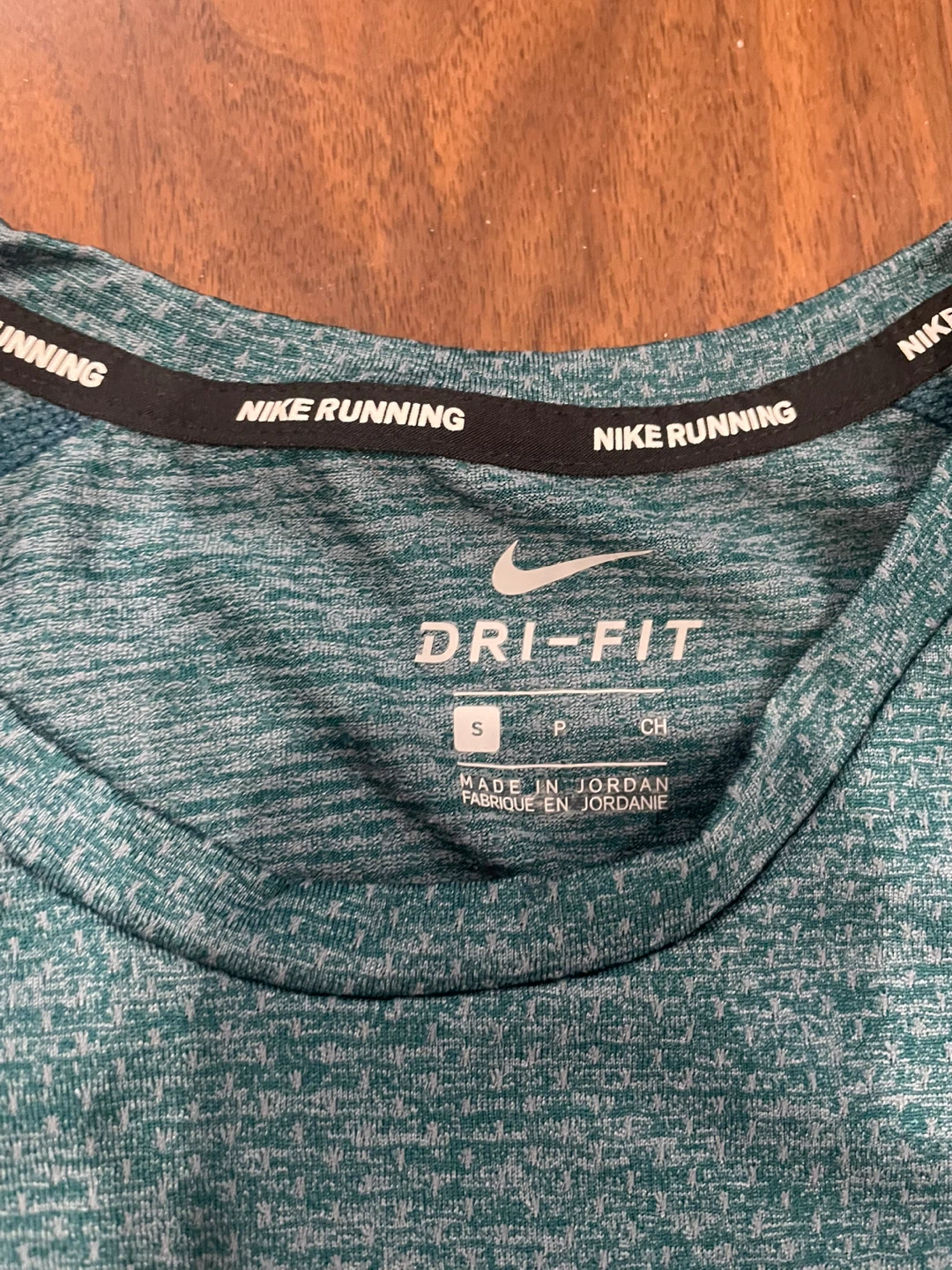 Nike Dri-FIT Running Shirt - Size Small - photo 3
