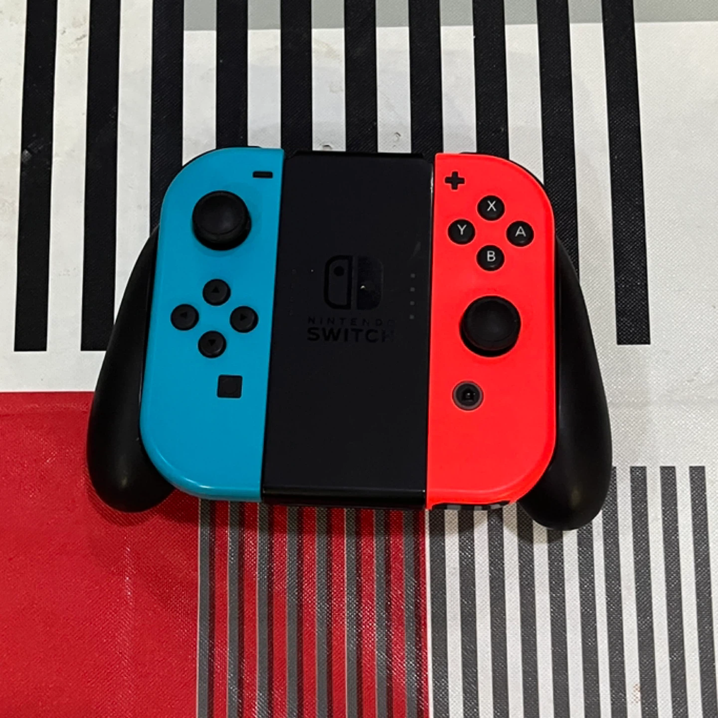Nintendo Switch Console - photo 3