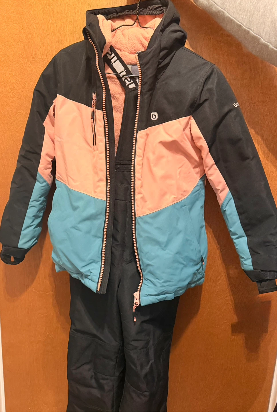 Gusti 2-Piece Snowsuit - Size 12