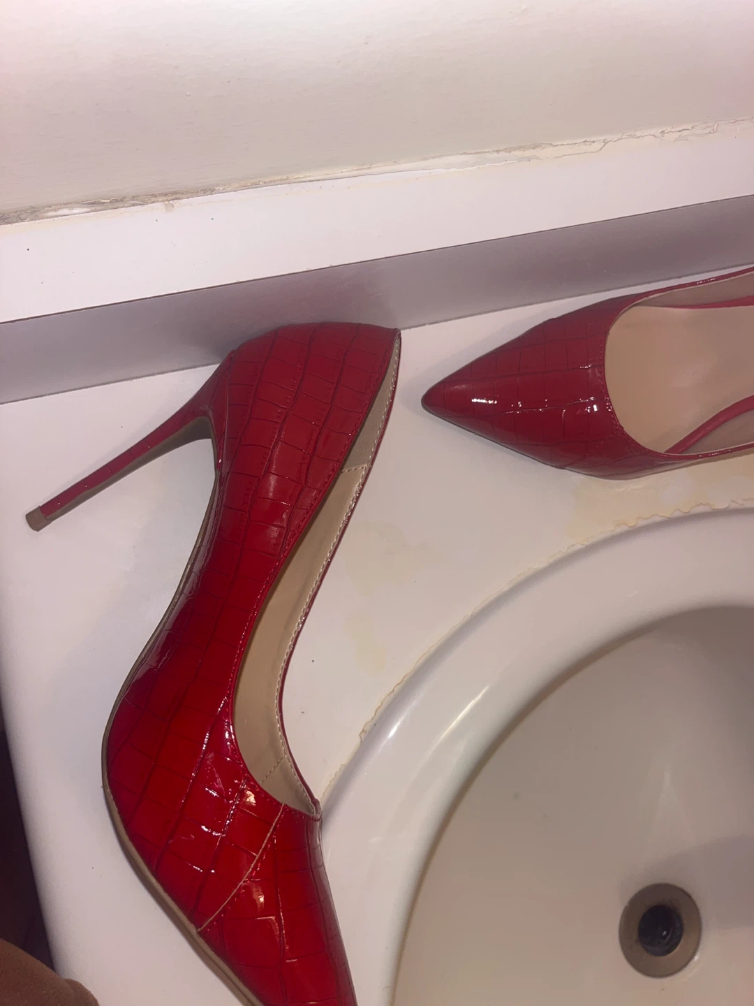 Red Croc-Embossed Pointed Heels - photo 3