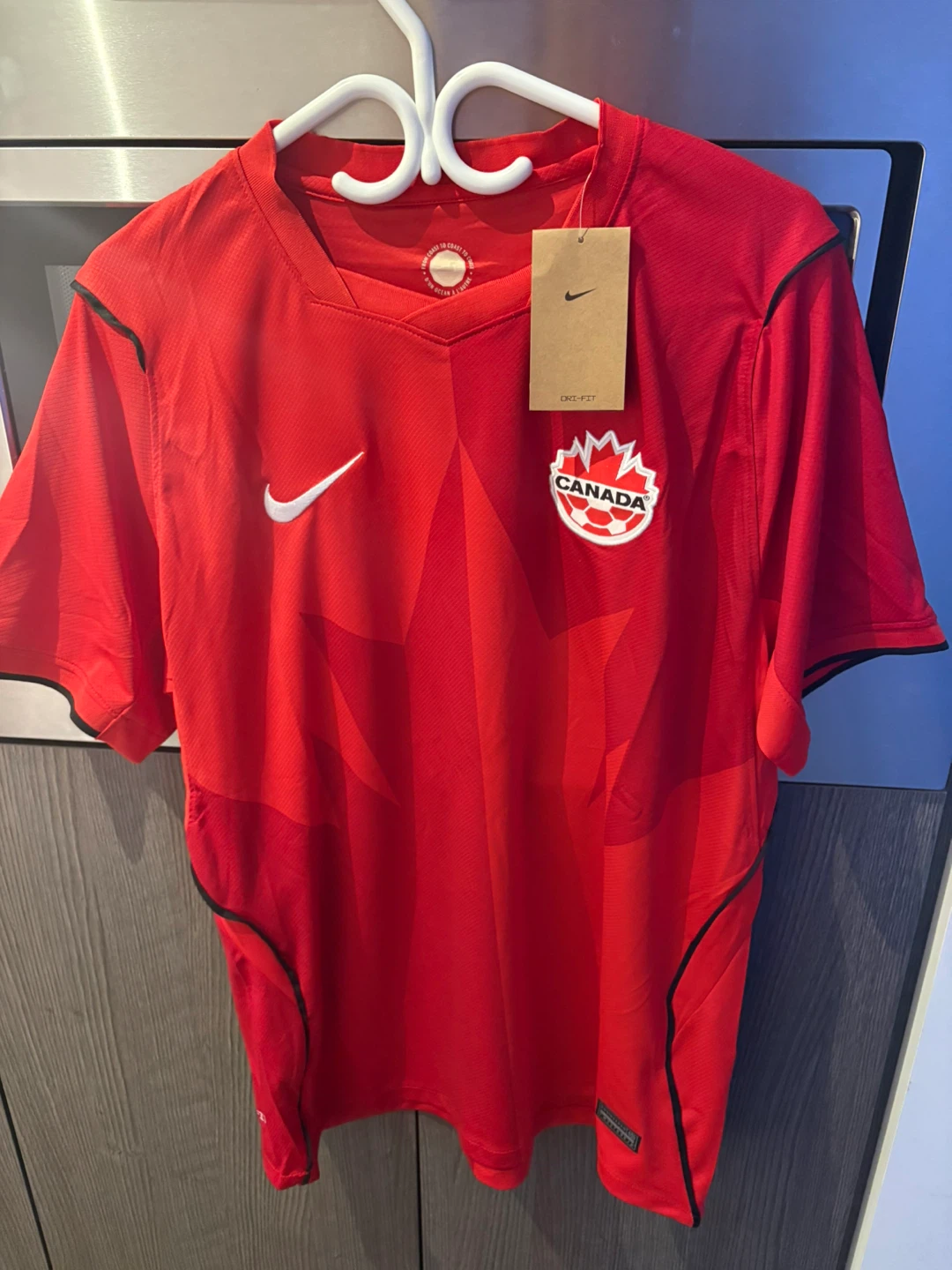 Nike Canada 2026 World Cup Soccer Jersey - New w/tags- Davies