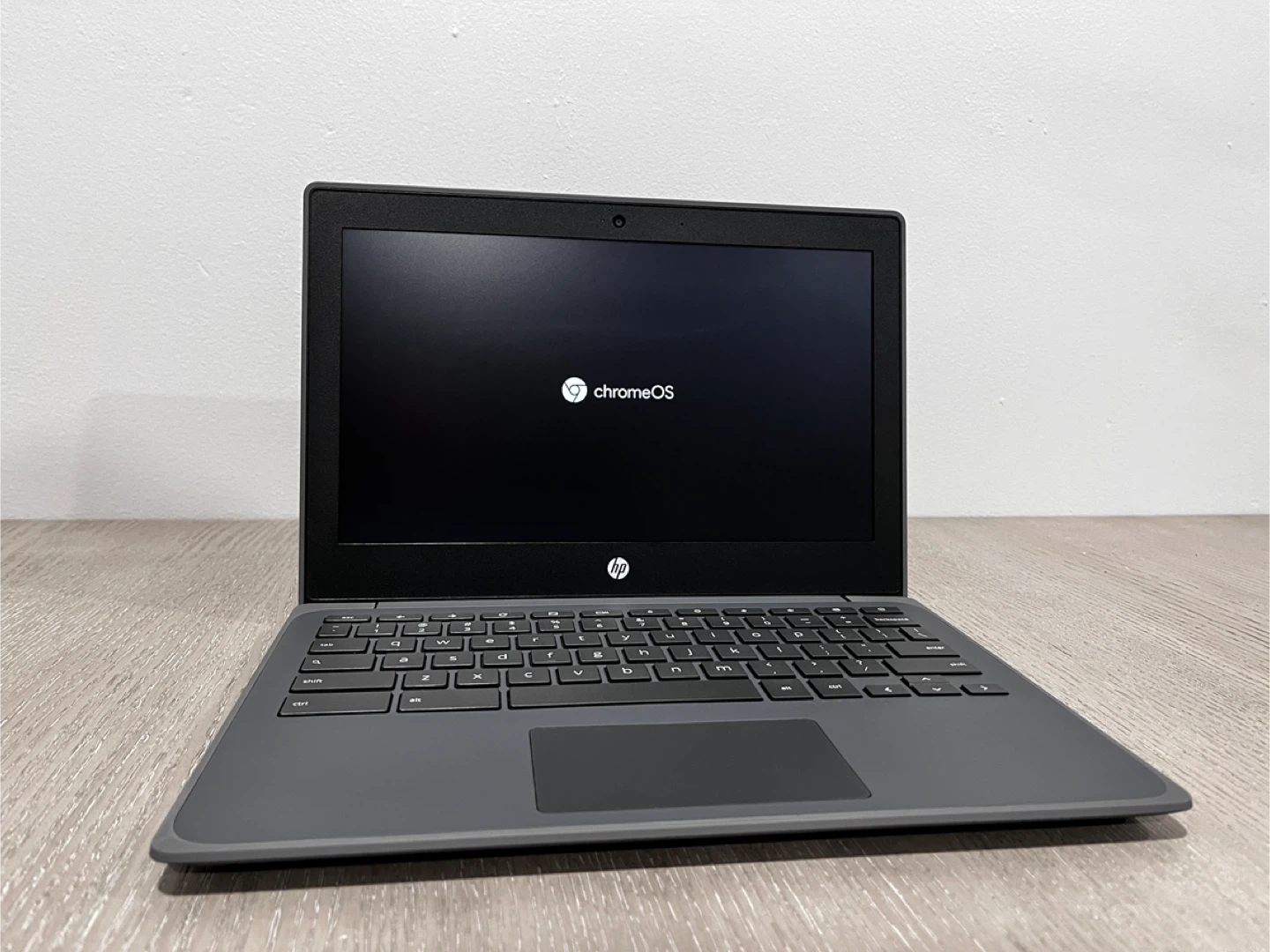 HP Chromebook - Great Condition! - photo 4