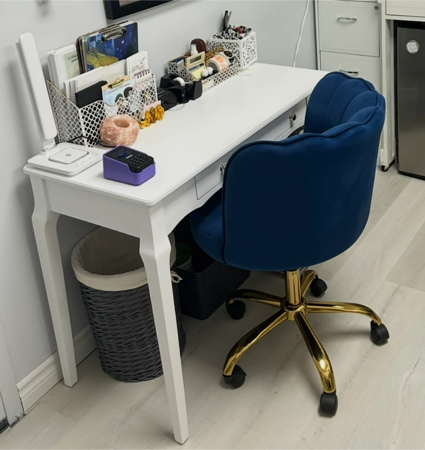 White Desk