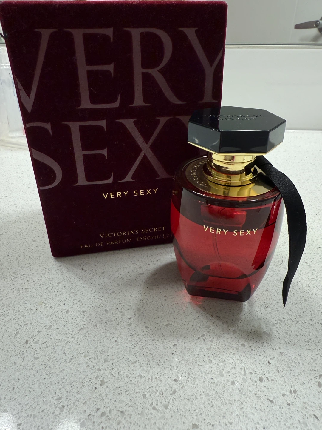 Victoria's Secret Very Sexy Eau de Parfum 50ml - photo 2