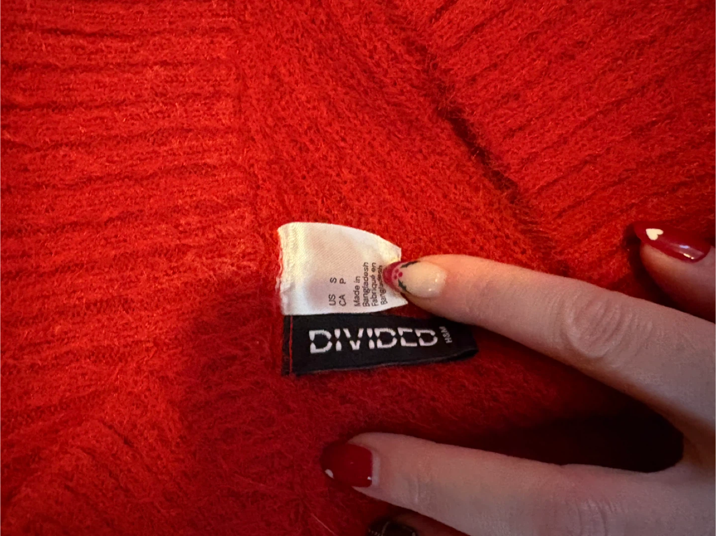 H&M Divided Red Long Sleeve - Size S - photo 3